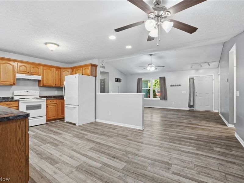 155 Rome Rock Creek Road, Roaming Shores, OH 44084 Photo 15