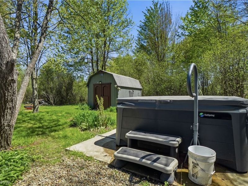 155 Rome Rock Creek Road, Roaming Shores, OH 44084 Photo 6
