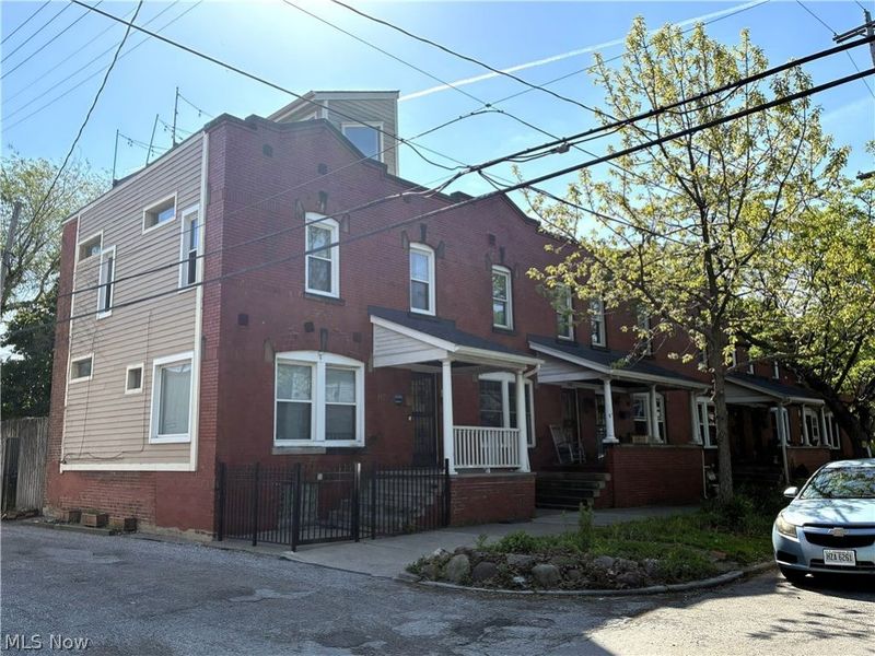 1429 W 38th Street, Cleveland, OH 44113 Photo 1