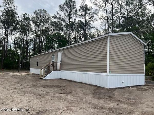 19089 NW 49 Place, Starke, FL 32091