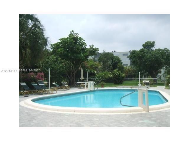 1450 Atlantic Shores Blvd, Unit 101, Hallandale Beach, FL 33009 Photo