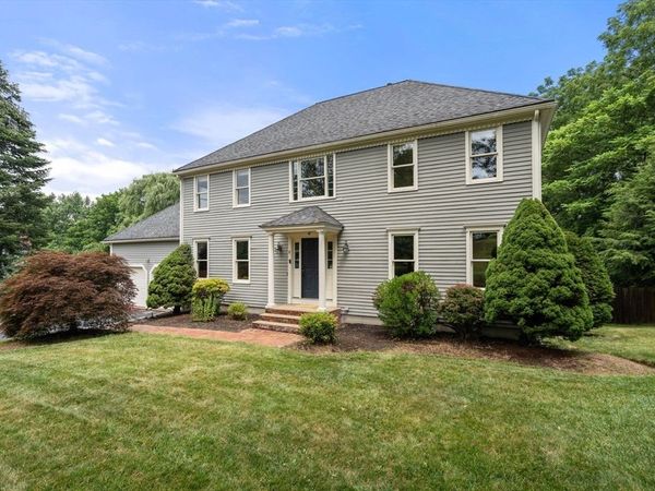 8 Piccadilly Way, Westborough, MA 01581