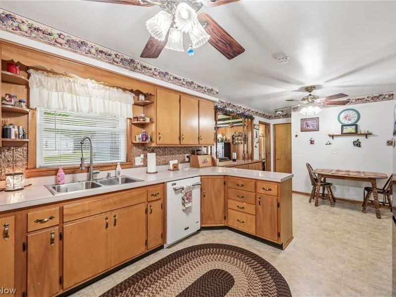 620 Thomas Road, Lisbon, OH 44432 Photo 4