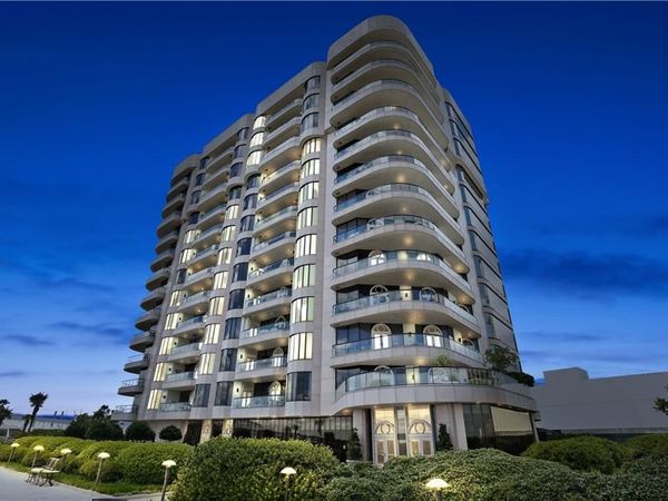 600 PORT OF NEW ORLEANS Place , Unit PH12A, New Orleans, LA 70130