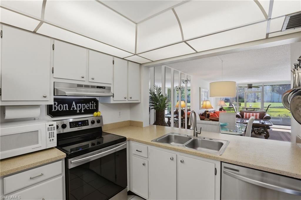 1086 Forest Lakes Dr , Unit 106, Naples, FL 34105 Photo