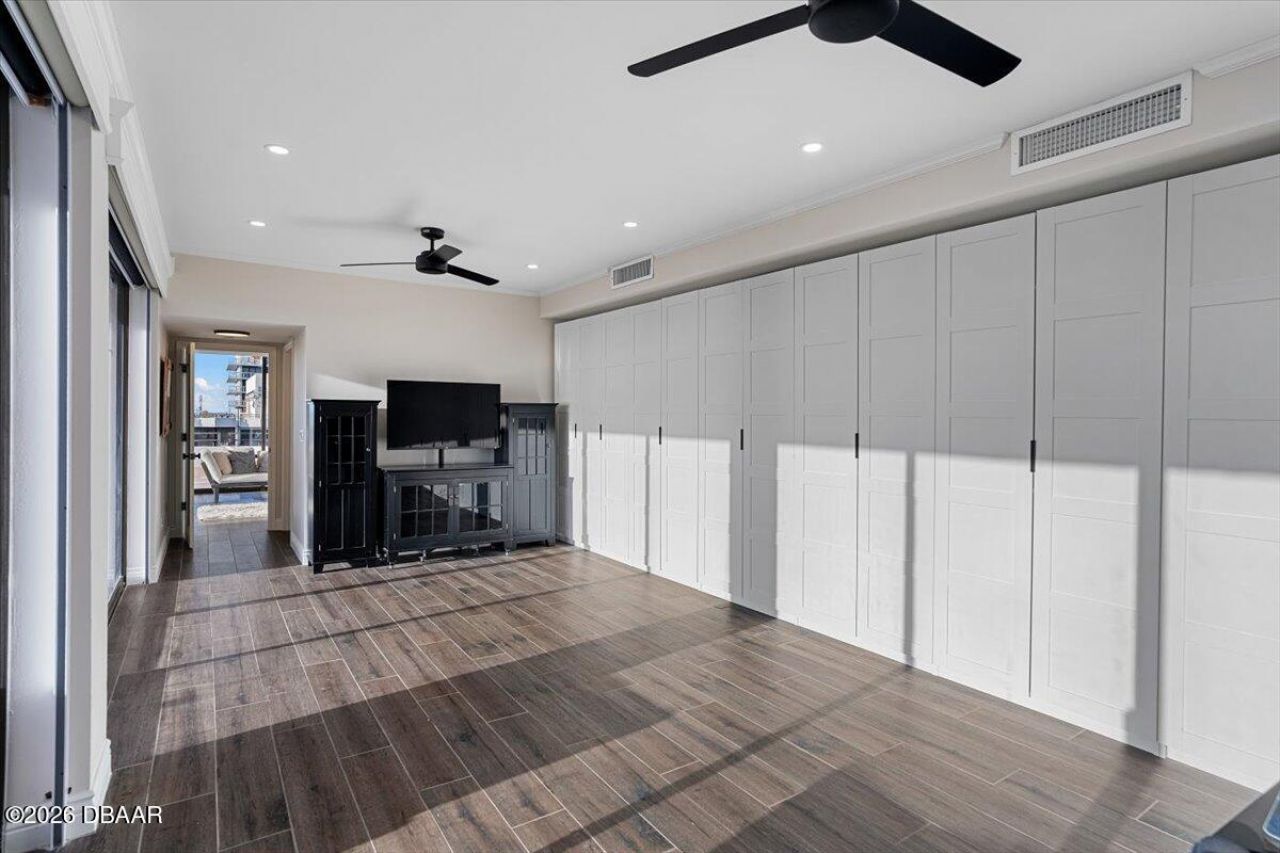 2828 N Atlantic Avenue, Unit 2105, Daytona Beach, FL 32118 Photo