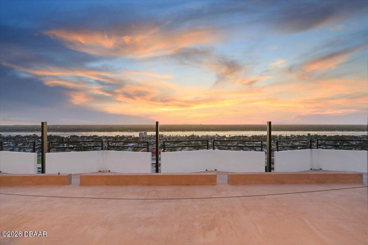 2828 N Atlantic Avenue, Unit 2105, Daytona Beach, FL 32118 Photo