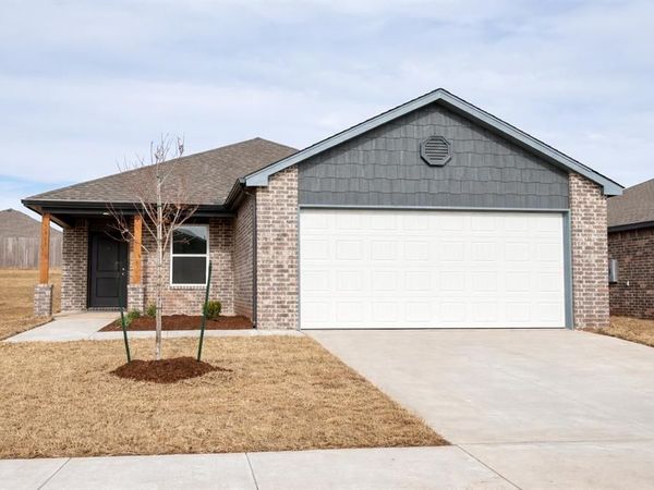 5413 Daxton Drive, Tuttle, OK 73089