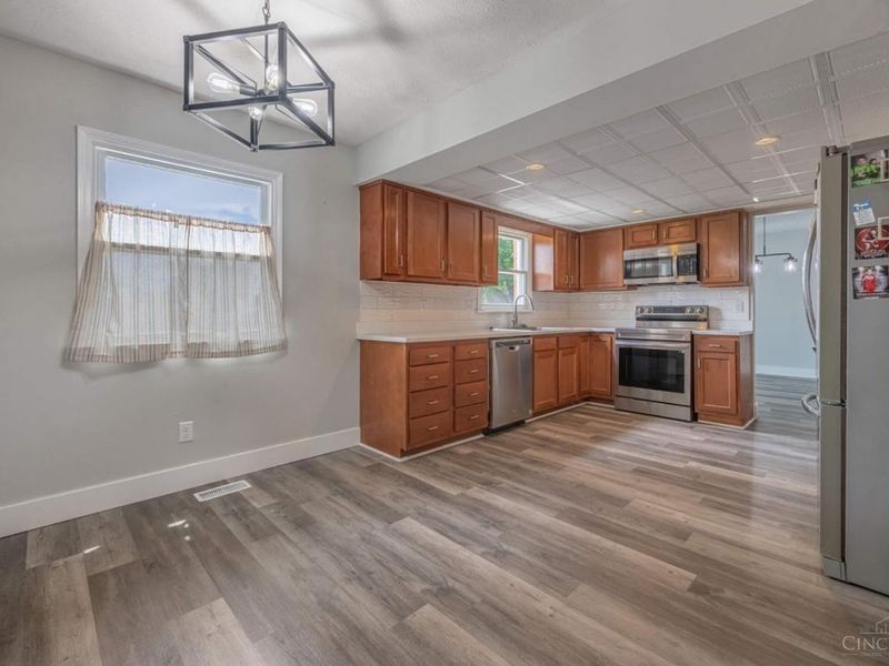 7401 Beth Court, Carlisle, OH 45005 Photo 11