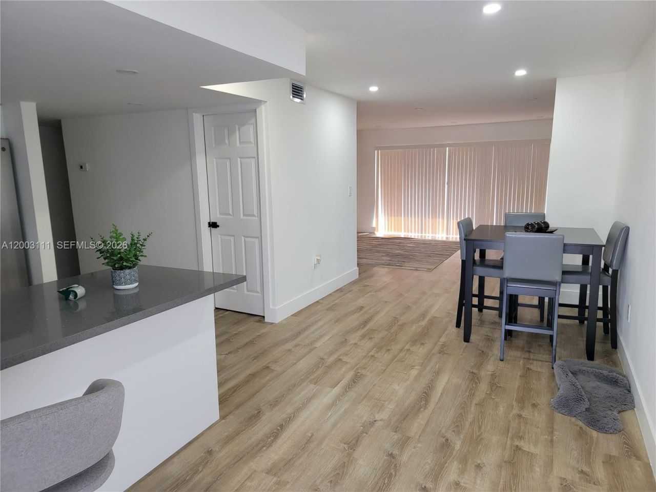 9371 Fontainebleau Blvd, Unit I103, Miami, FL 33172 Photo
