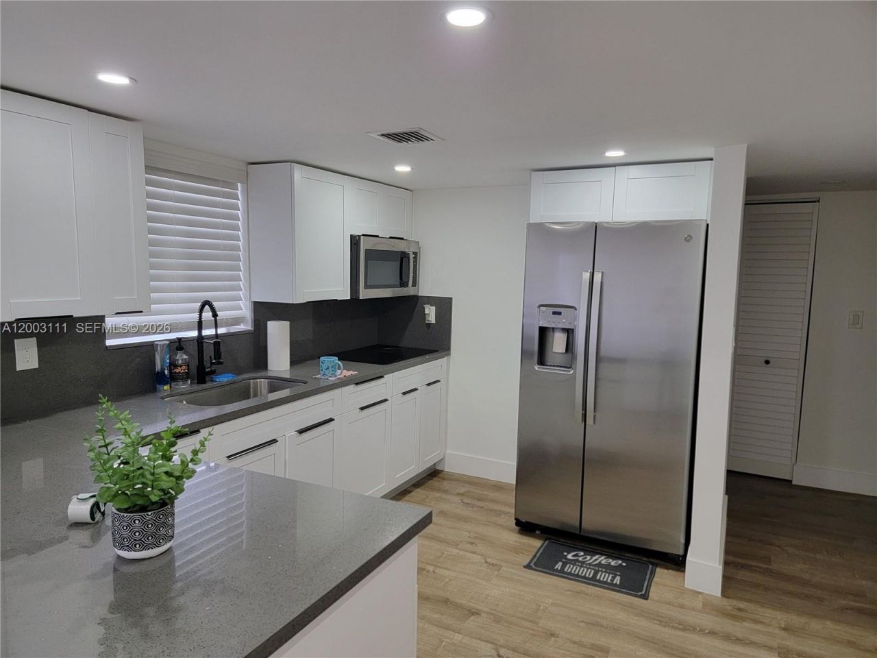 9371 Fontainebleau Blvd, Unit I103, Miami, FL 33172 Photo