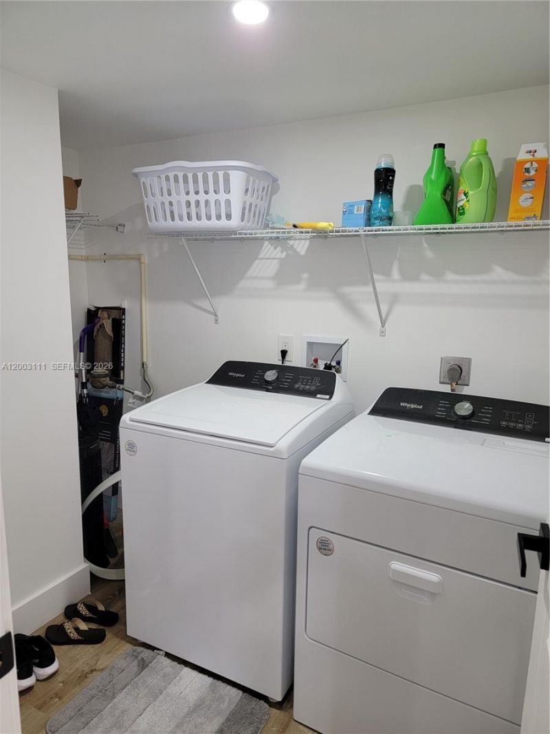 9371 Fontainebleau Blvd, Unit I103, Miami, FL 33172 Photo
