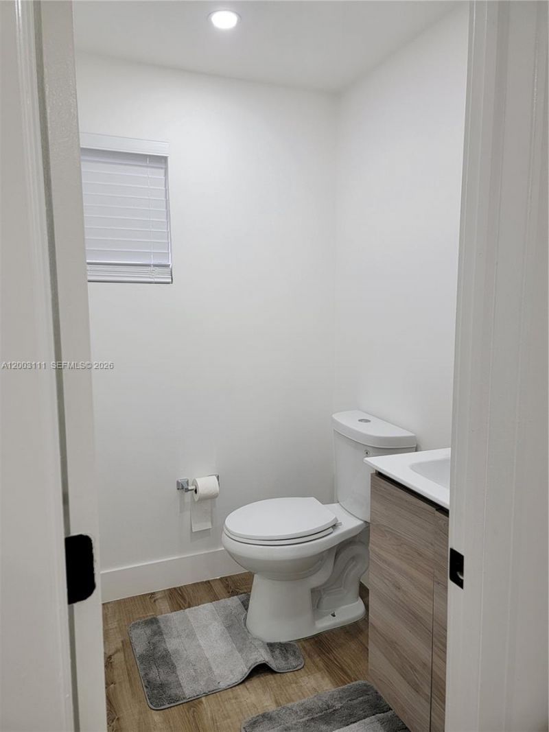 9371 Fontainebleau Blvd, Unit I103, Miami, FL 33172 Photo