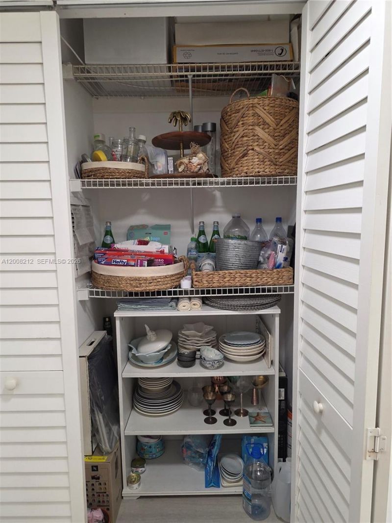 7928 West Dr , Unit 307, North Bay Village, FL 33141 Photo
