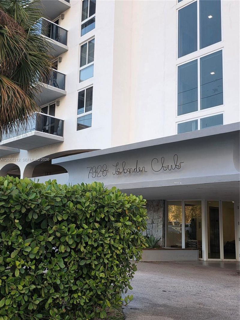 7928 West Dr , Unit 307, North Bay Village, FL 33141 Photo