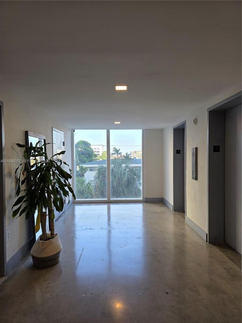 7928 West Dr , Unit 307, North Bay Village, FL 33141 Photo