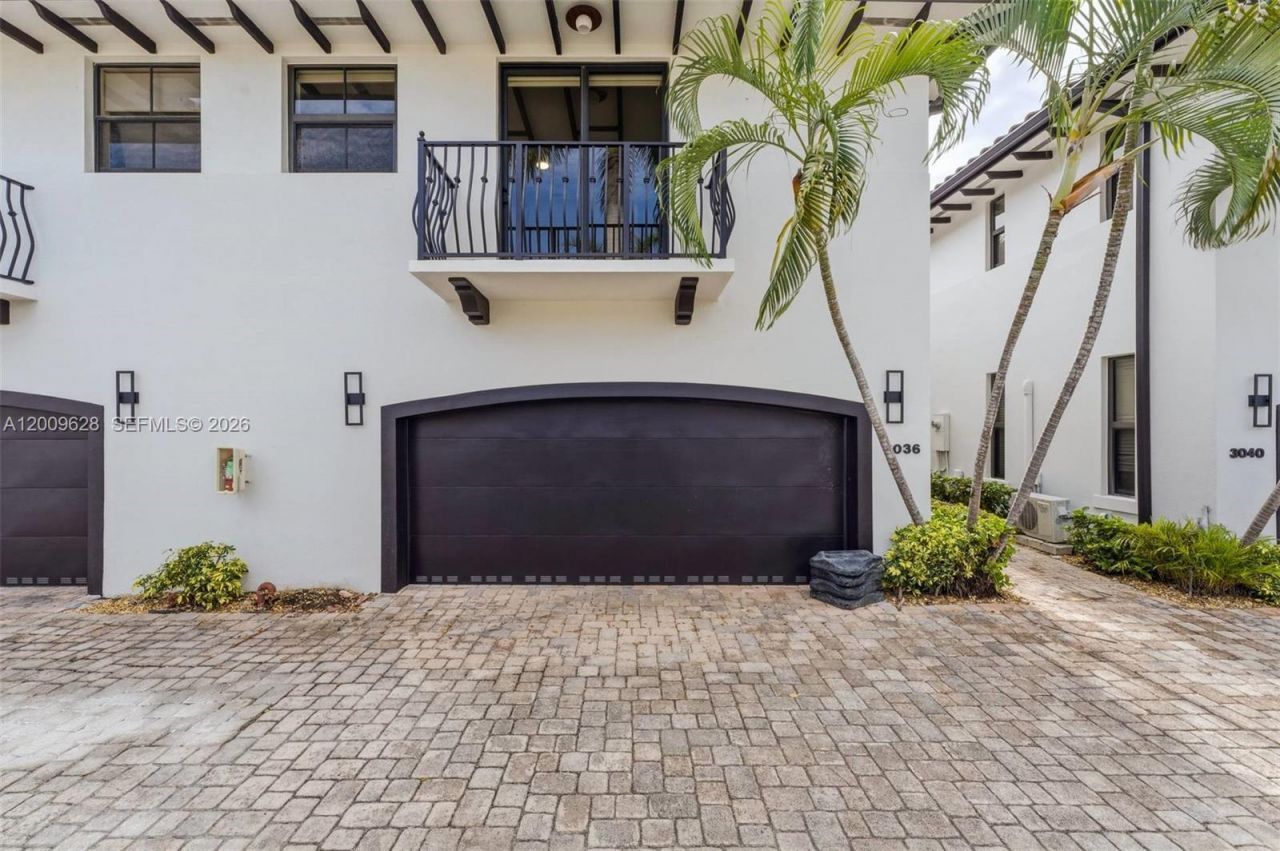 3036 Mcdonald Street , Miami, FL 33133 Photo