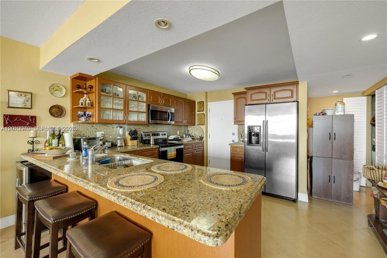 9125 SW 77th Ave , Unit 802, Miami, FL 33156 Photo