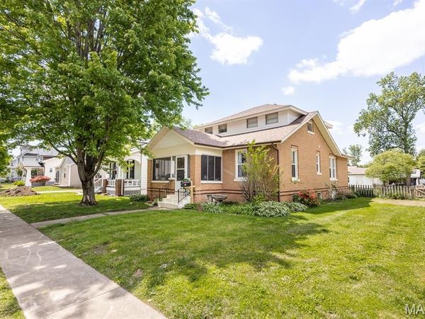 411 N Lincoln Avenue , O'Fallon, IL 62269