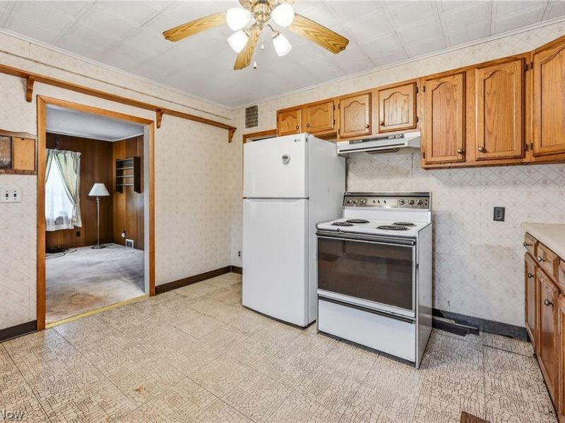 3961 S Main Street, Hubbard, OH 44425 Photo 4
