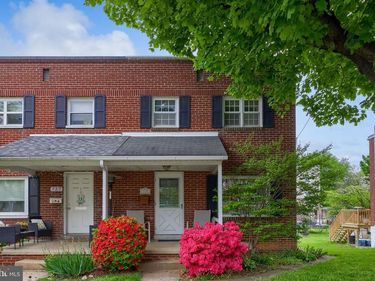 729 SKYLINE DRIVE, LANCASTER, PA 17601