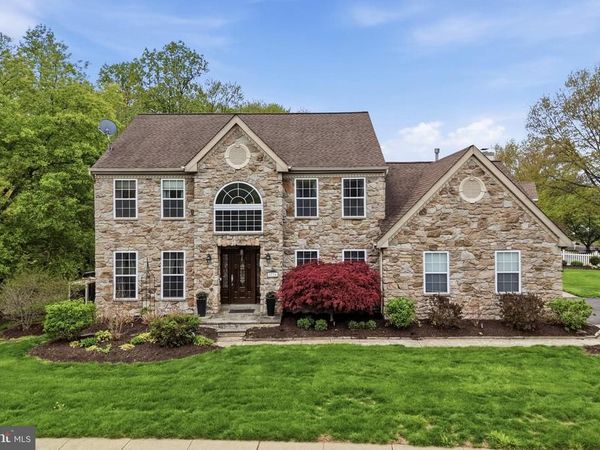 3776 AMBERTON WAY, DOYLESTOWN, PA 18902