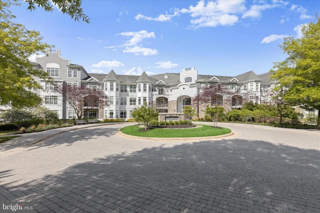 3000 Stone Cliff Drive, Unit 105, Baltimore, MD 21209 Main Photo