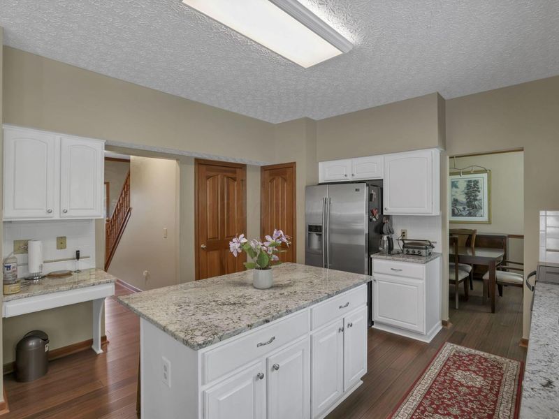 6050 Tuswell Drive , Dublin, OH 43016 Photo 10