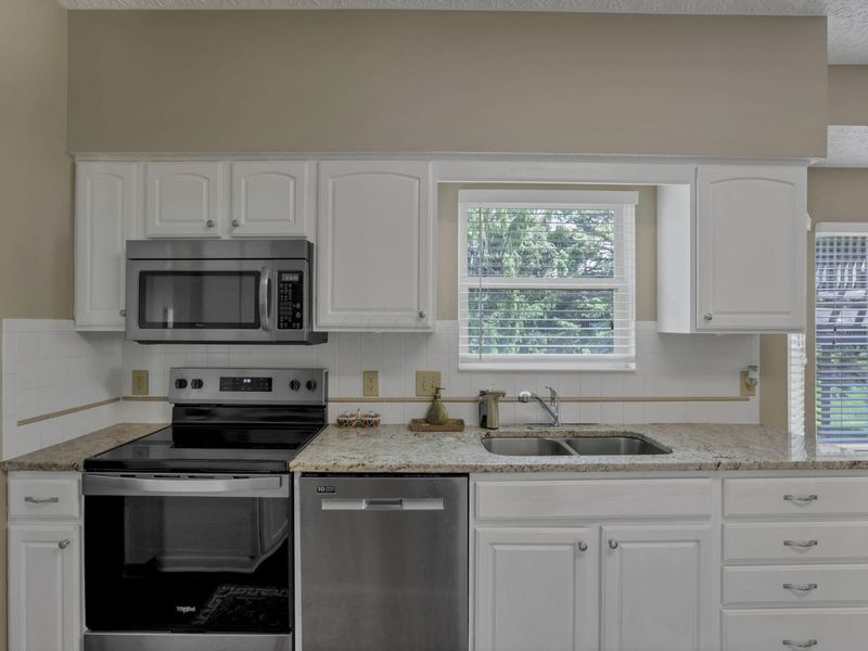 6050 Tuswell Drive , Dublin, OH 43016 Photo 13