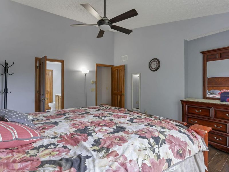 6050 Tuswell Drive , Dublin, OH 43016 Photo 22