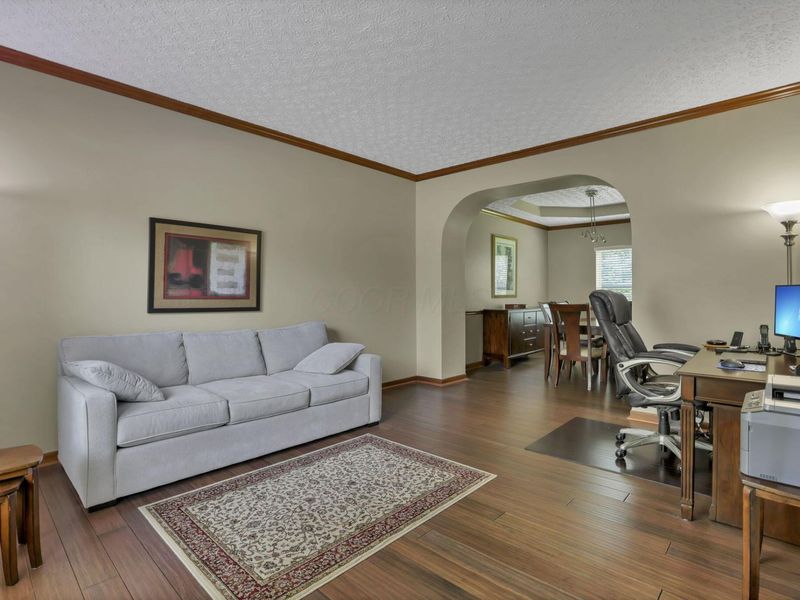 6050 Tuswell Drive , Dublin, OH 43016 Photo 5