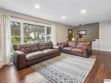 7923 Raven Oaks Drive , Omaha, NE 68152