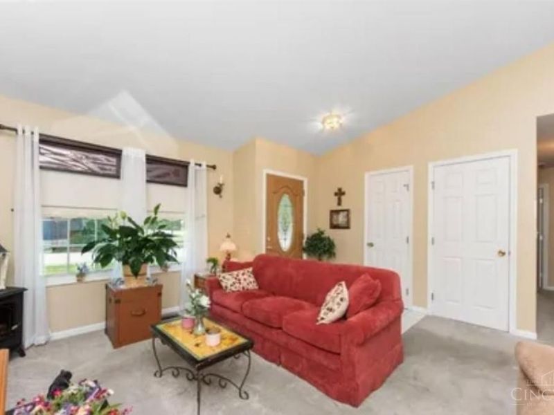 4555 Brown Avenue, Blue Ash, OH 45242 Photo 10