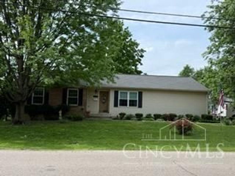4555 Brown Avenue, Blue Ash, OH 45242 Photo 4