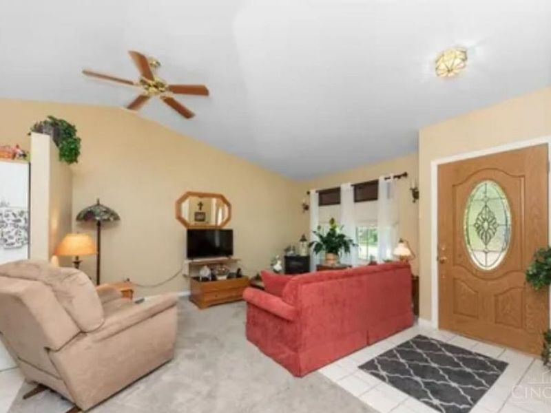4555 Brown Avenue, Blue Ash, OH 45242 Photo 9