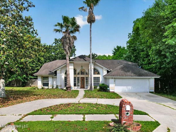 3428 Dijon Avenue, Ocean Springs, MS 39564