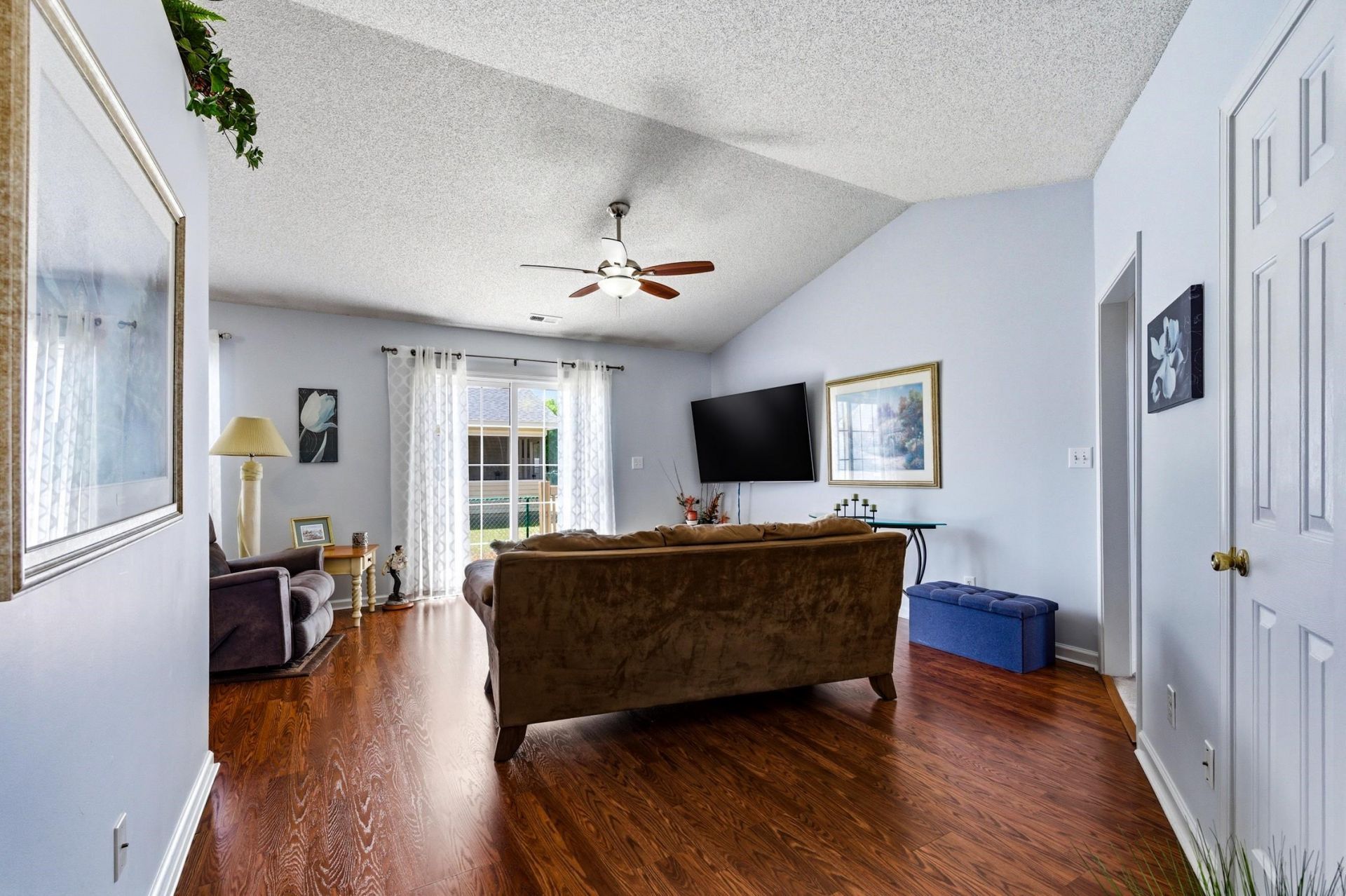 9676 Eaddy Ln. Photo 7