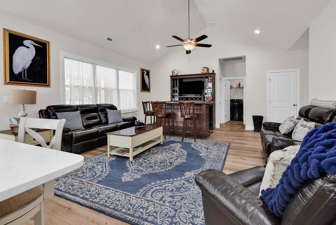 845 Commanders Island Rd.  Photo 14