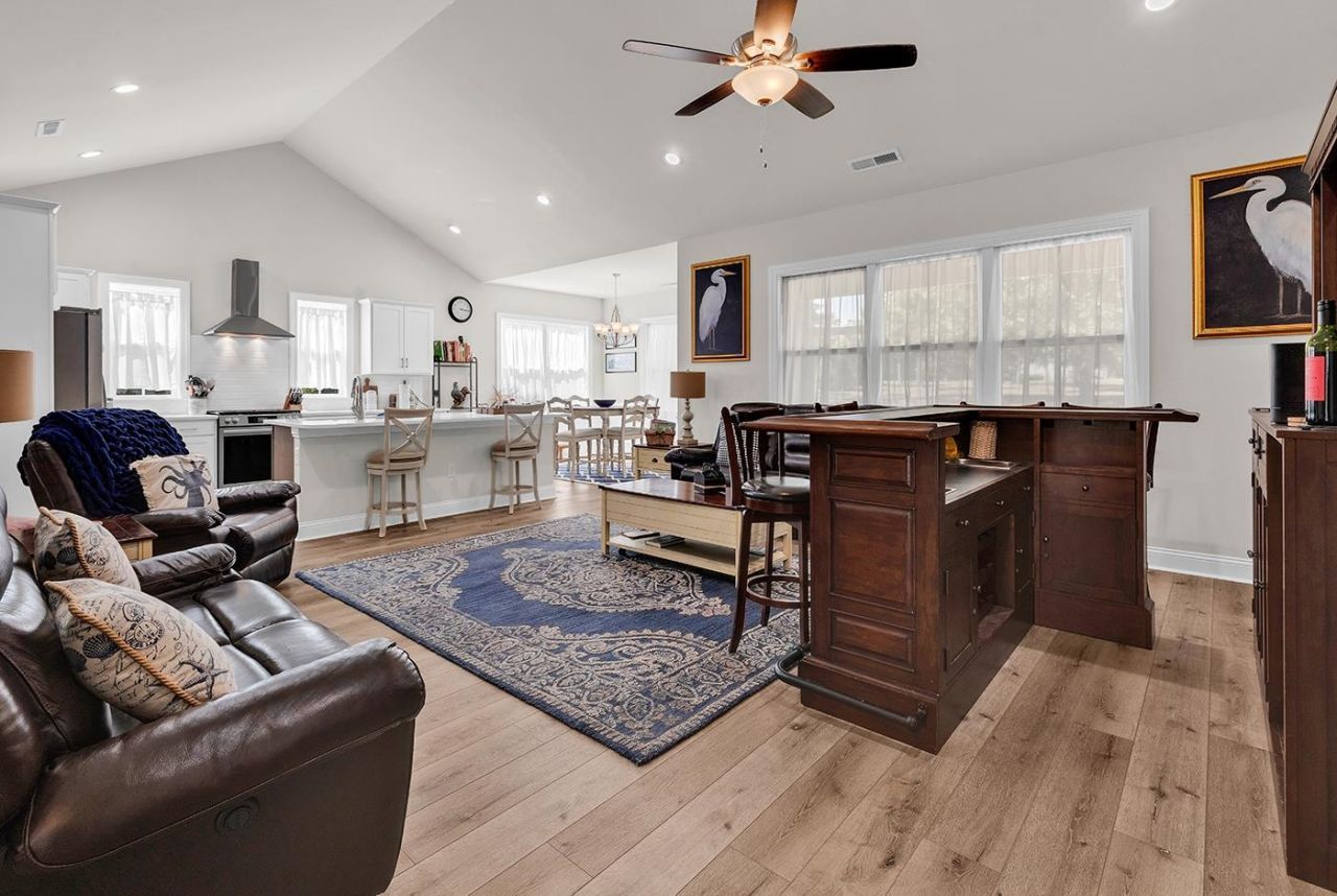 845 Commanders Island Rd.  Photo 4