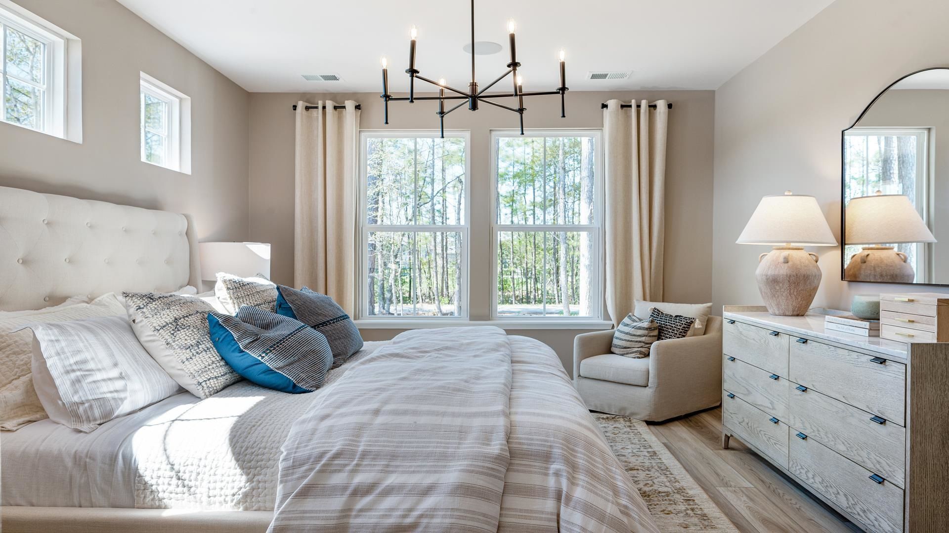 804 Sun Colony Blvd. Photo 11
