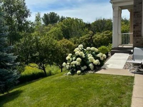1805 Freedom Lane, Chanhassen, MN 55317