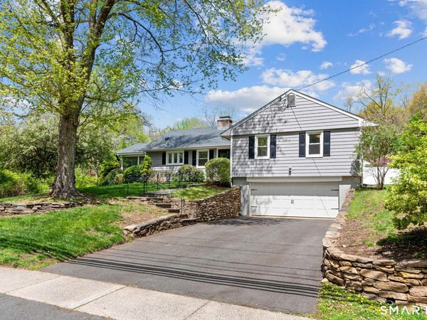 646 Fern, West Hartford, CT 06107