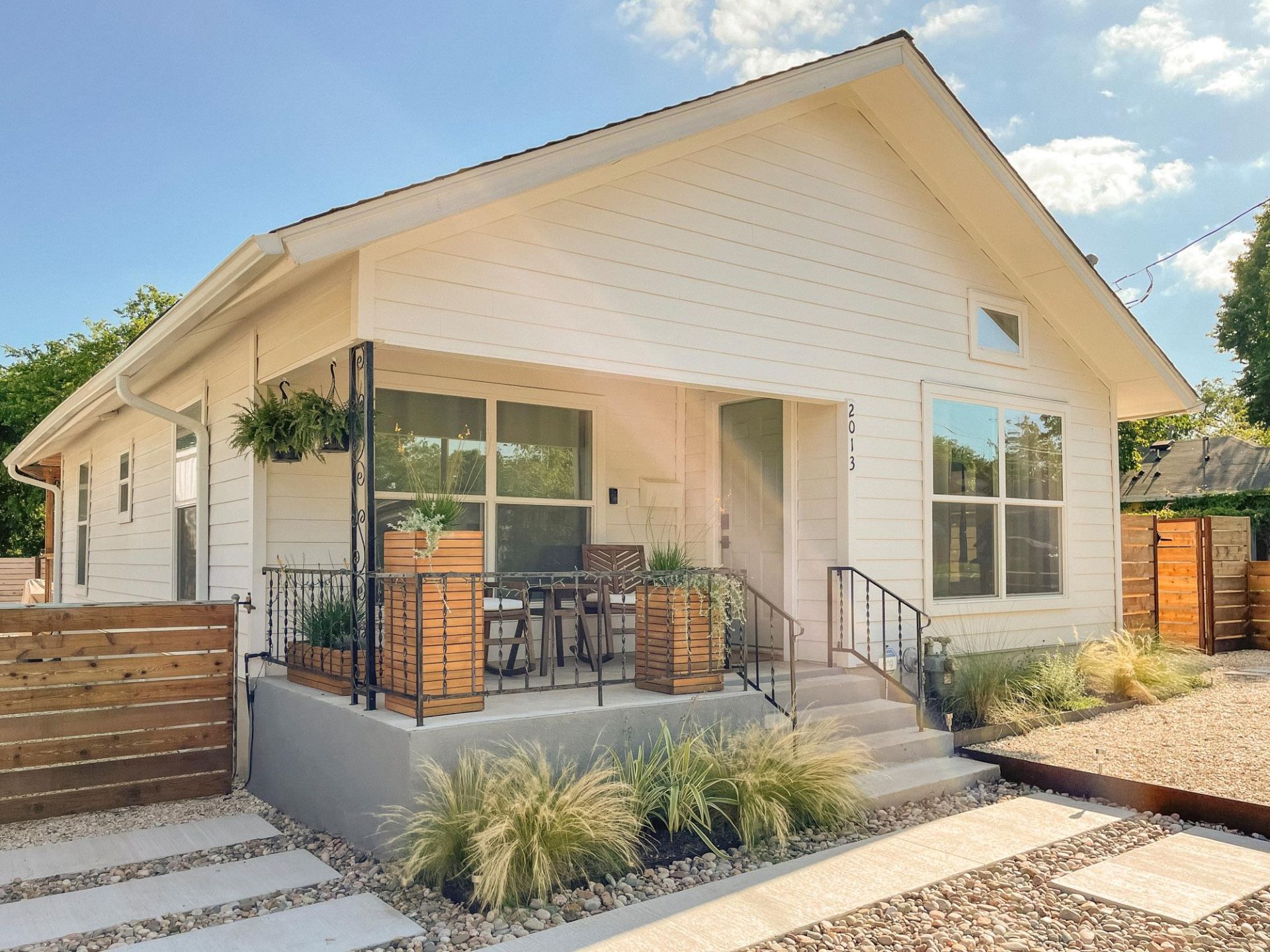 2013 Tillotson Ave, Austin, TX 78702 Main Photo