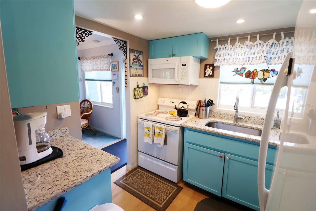 5888 17th Street W, Unit C23, Bradenton, FL 34207 Photo