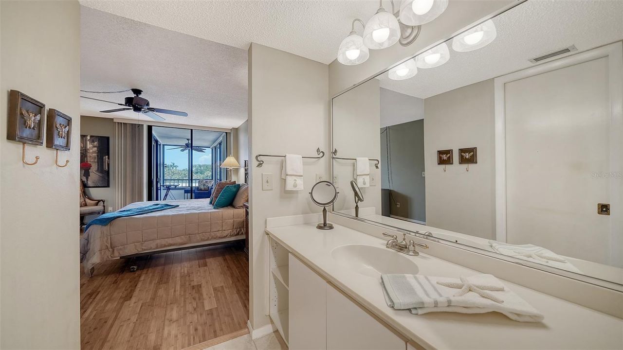 8773 Midnight Pass Road, Unit 302G, Sarasota, FL 34242 Photo