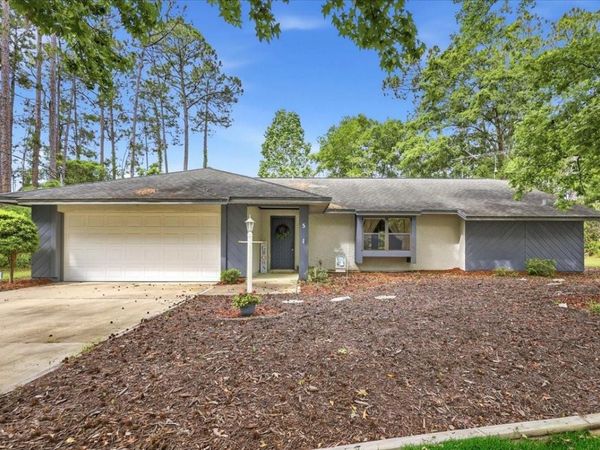 5 LARGO PLACE , PALM COAST, FL 32137