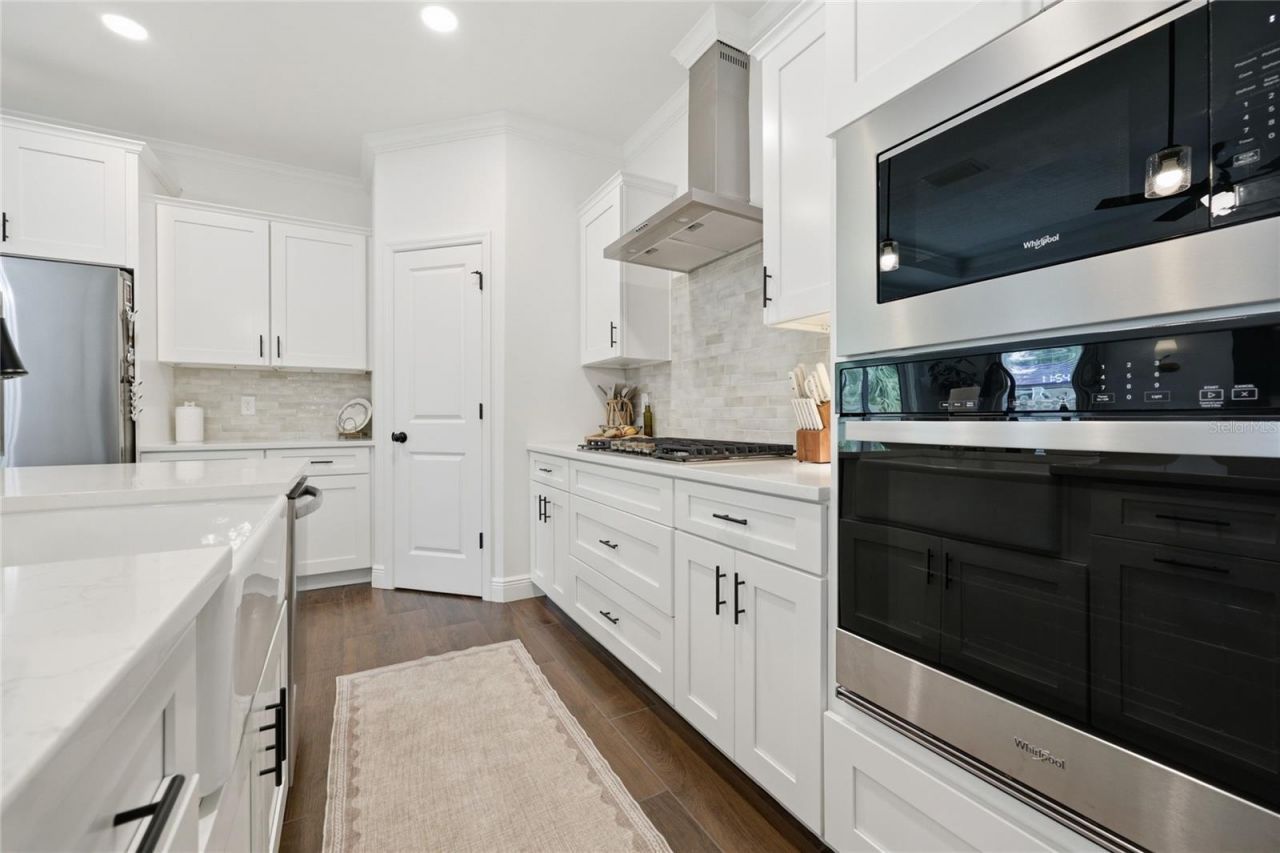 6742 SW 10th Lane, Gainesville, FL 32607 Photo