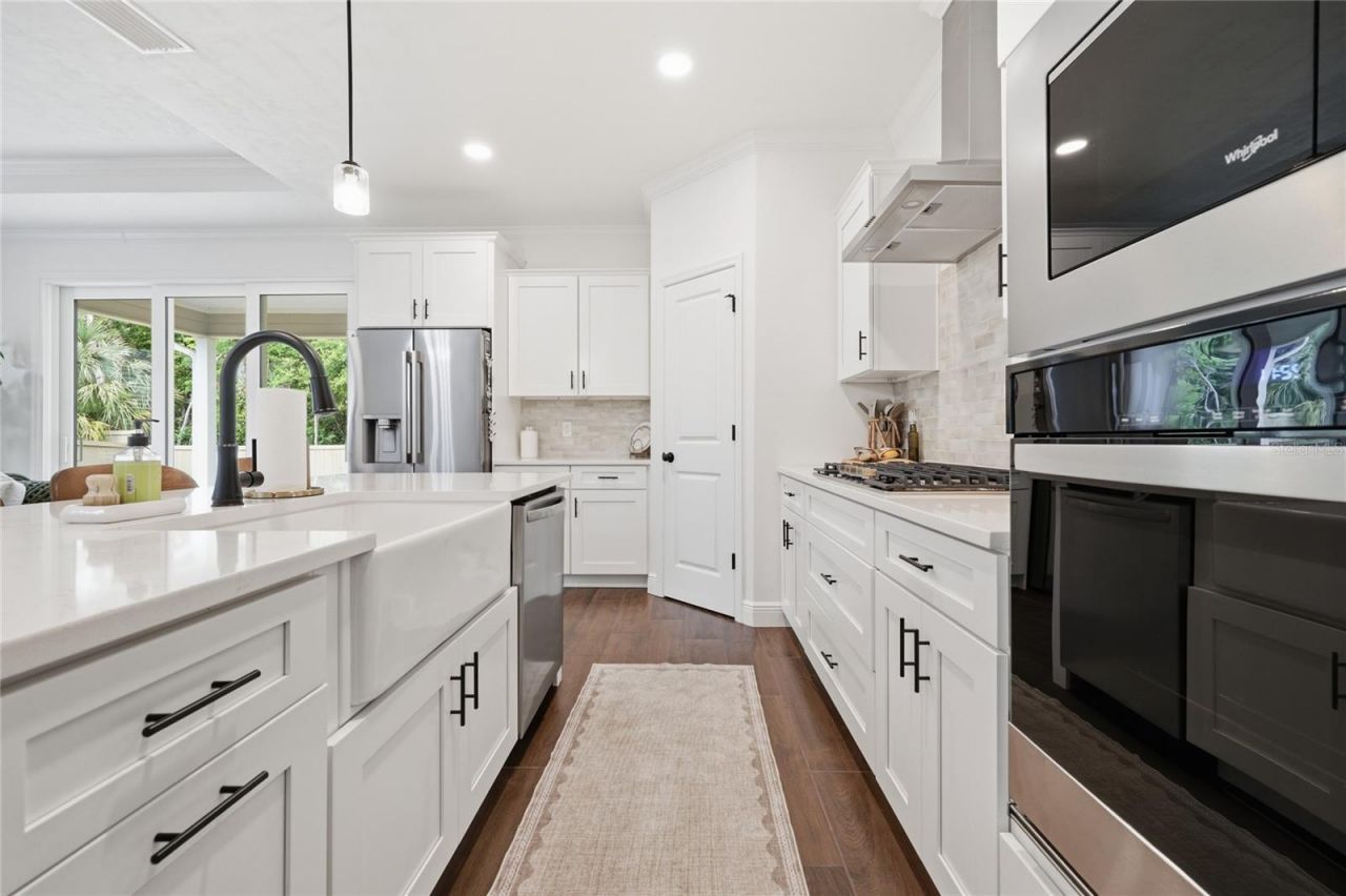 6742 SW 10th Lane, Gainesville, FL 32607 Photo