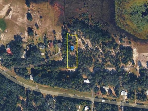 8329 STATE ROAD 100 , MELROSE, FL 32666