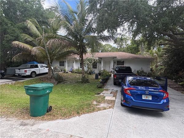 3123 Pine Tree DR , NAPLES, FL 34112